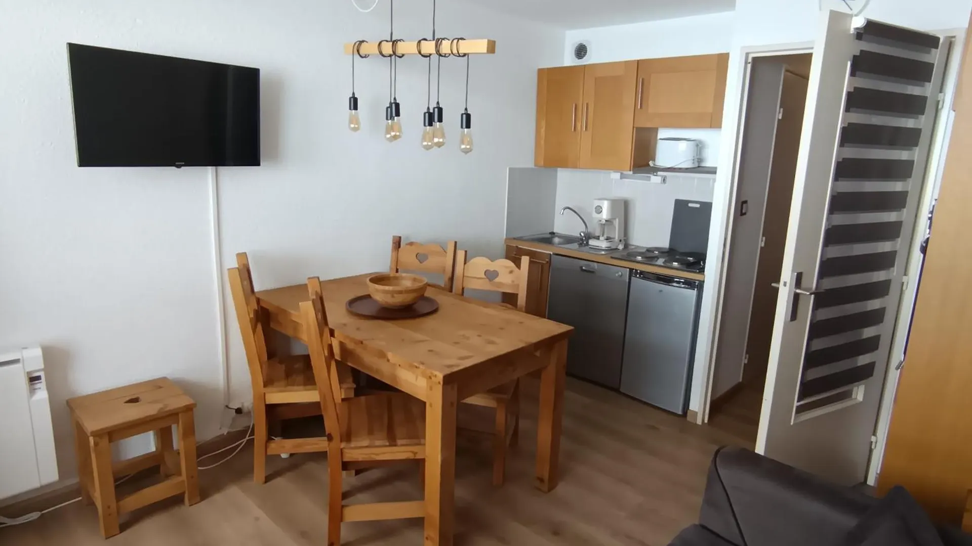 Appartement Cosy Renove, Sur Les Pistes, Balcon, Parking - Fr-1-445-159 Montgenevre 0*,  France